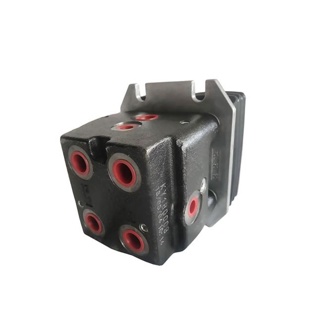 Excavator Hydraulic Foot Pedal Control Valve Yn30V00105f2 For Kobelco