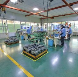 Guangzhou XinFeng Engineering Machinery Co., Ltd. factory production line